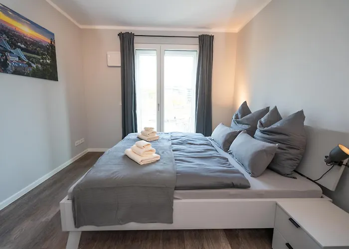 Cozy City Dream Apartment Mit Terrasse Und Parkplatz - 90M²